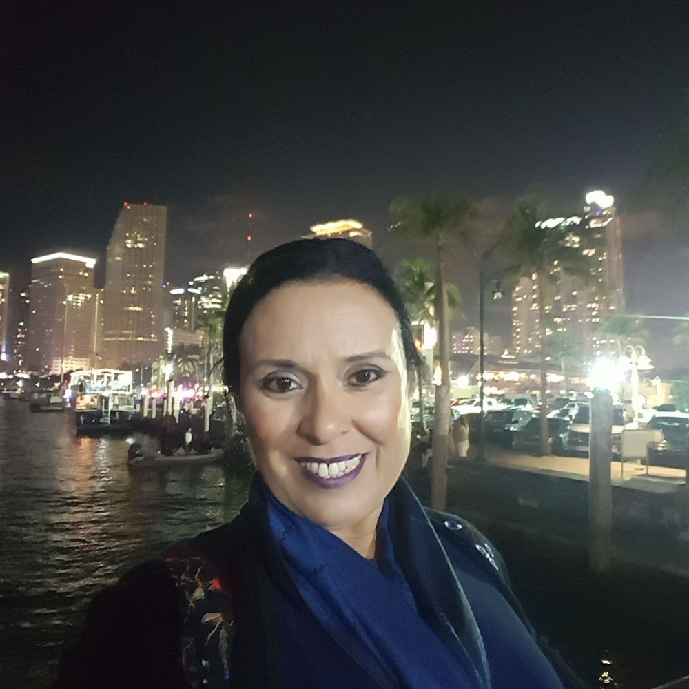 Meet your Posher, Luisa